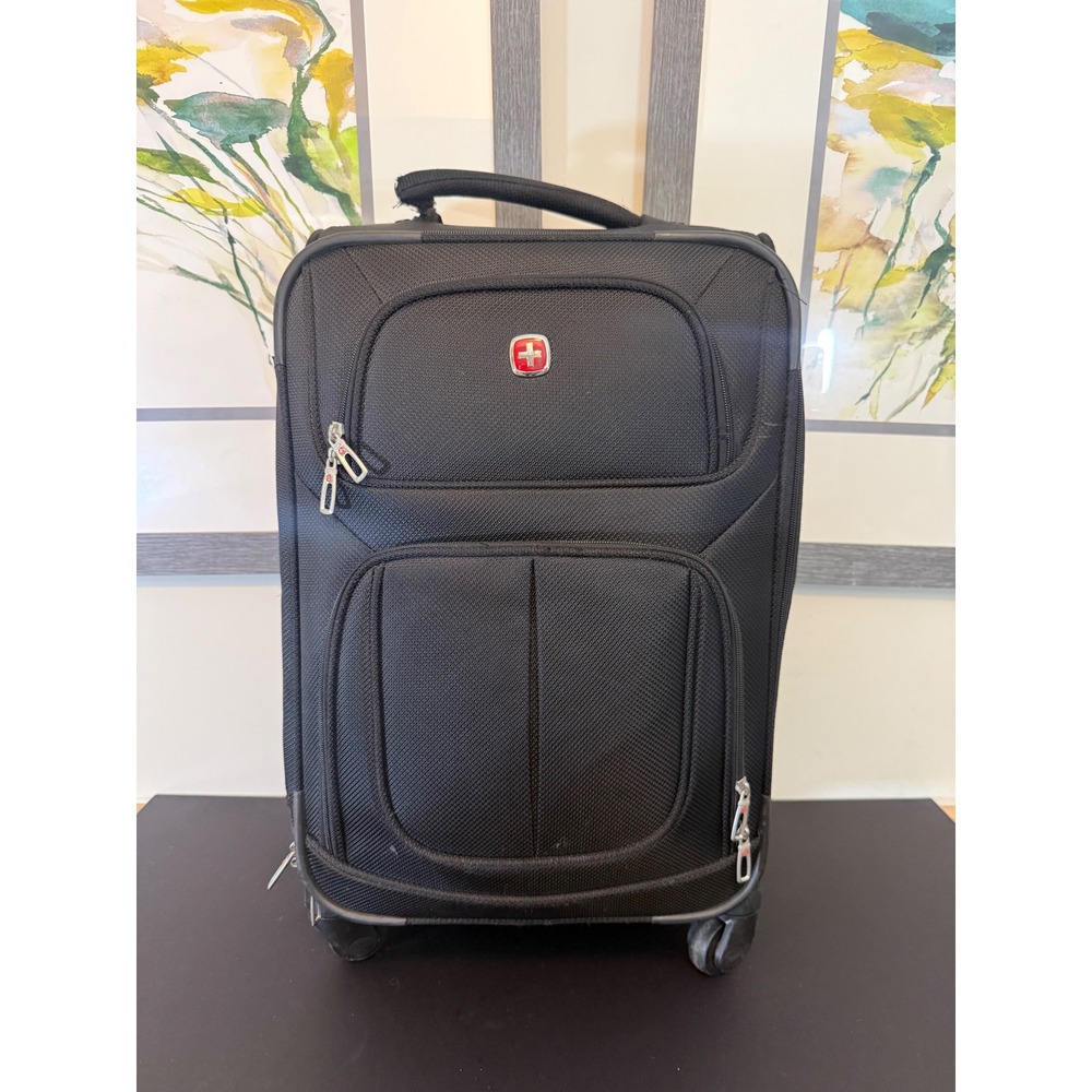 SwissGear Black Rolling Carry On Spinner Suitcase Expandable Travel Bag